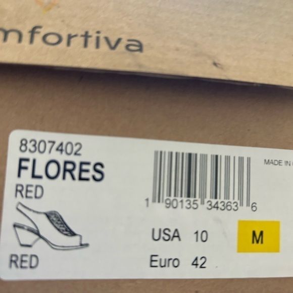 Comfortiva NIB Red Leather Peep Toe sling back - Picture 8 of 10